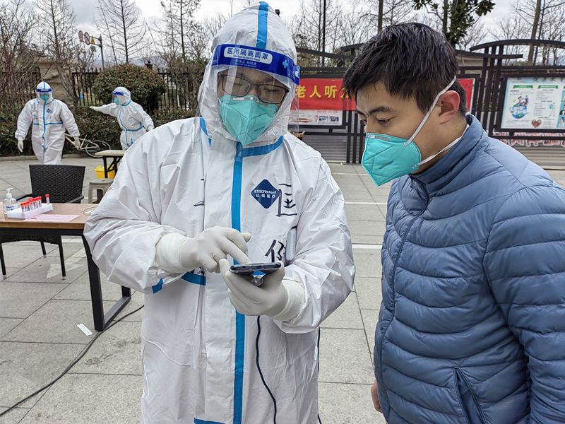 1647838928878094830.jpg 疫情战役中的逆行者1.jpg